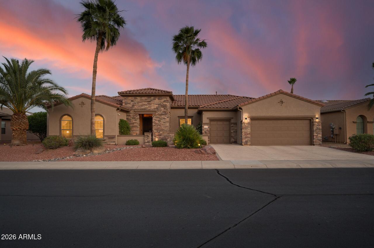 21147 N Redington Point Dr., Surprise, AZ 85387