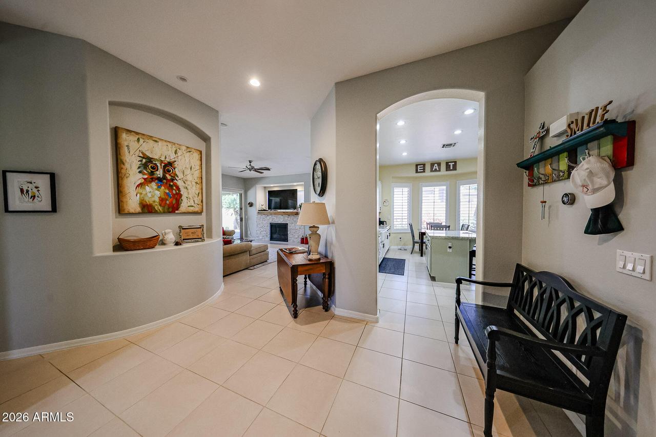 21012 N 70th Dr., Glendale, AZ 85308