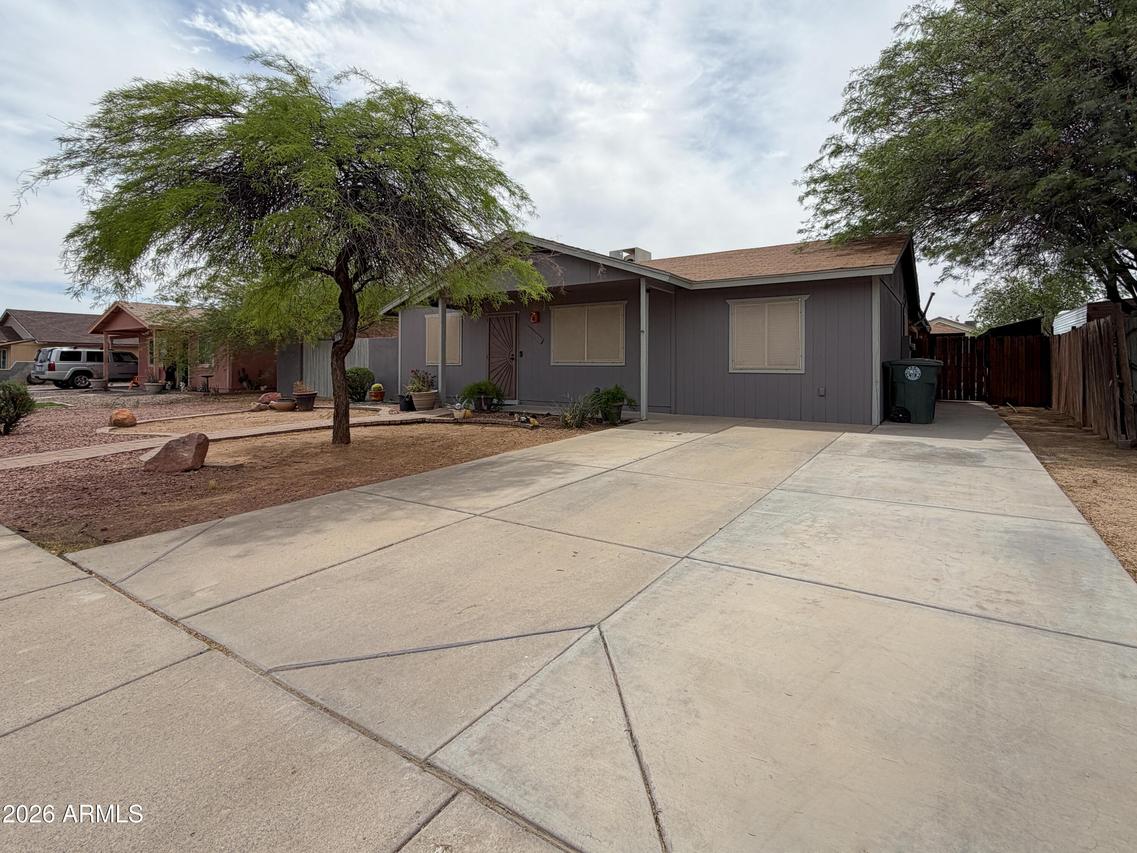 14114 N 5th Ave., El Mirage, AZ 85335