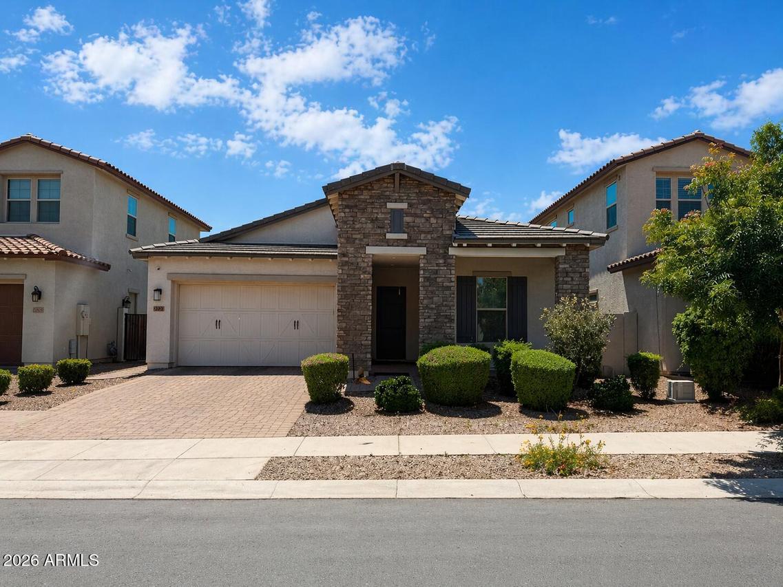 20993 E Carriage Way, Queen Creek, AZ 85142