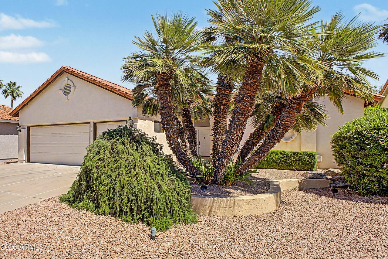 25241 S Hollygreen Dr., Sun Lakes, AZ 85248