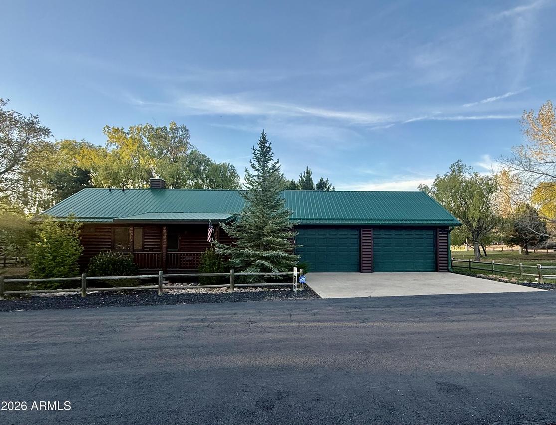 2337 Buffalo Loop, Overgaard, AZ 85933