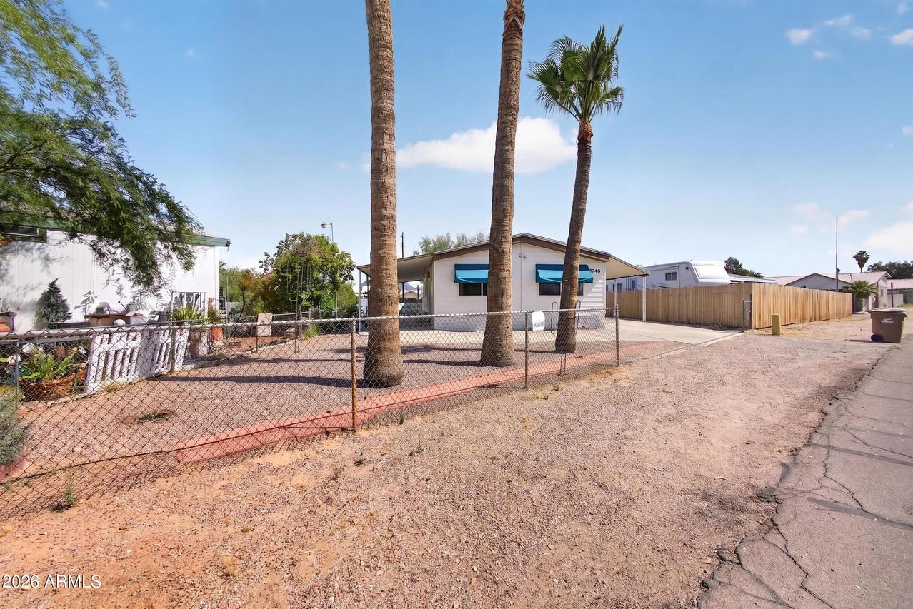 9746 E Birchwood Ave., Mesa, AZ 85208