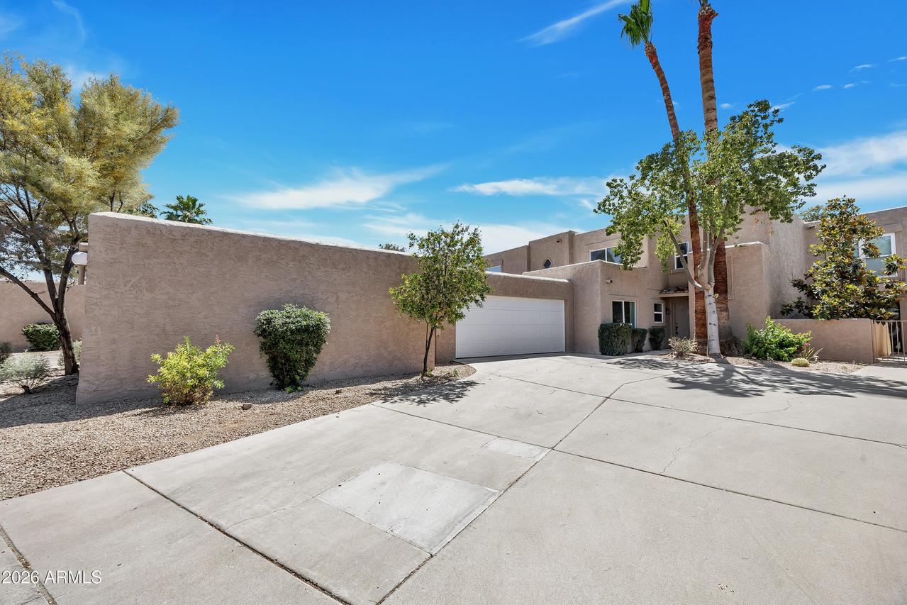 4009 E Charter Oak Rd., Phoenix, AZ 85032