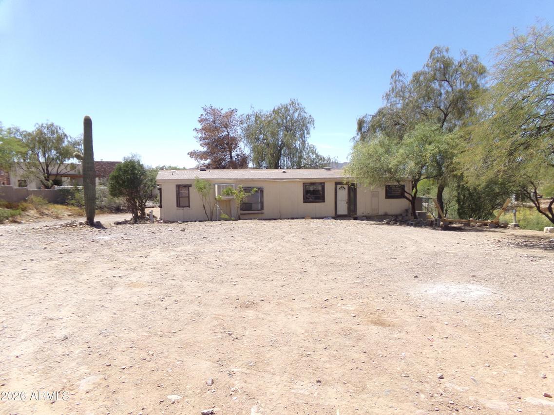 44812 N 18th St., New River, AZ 85087