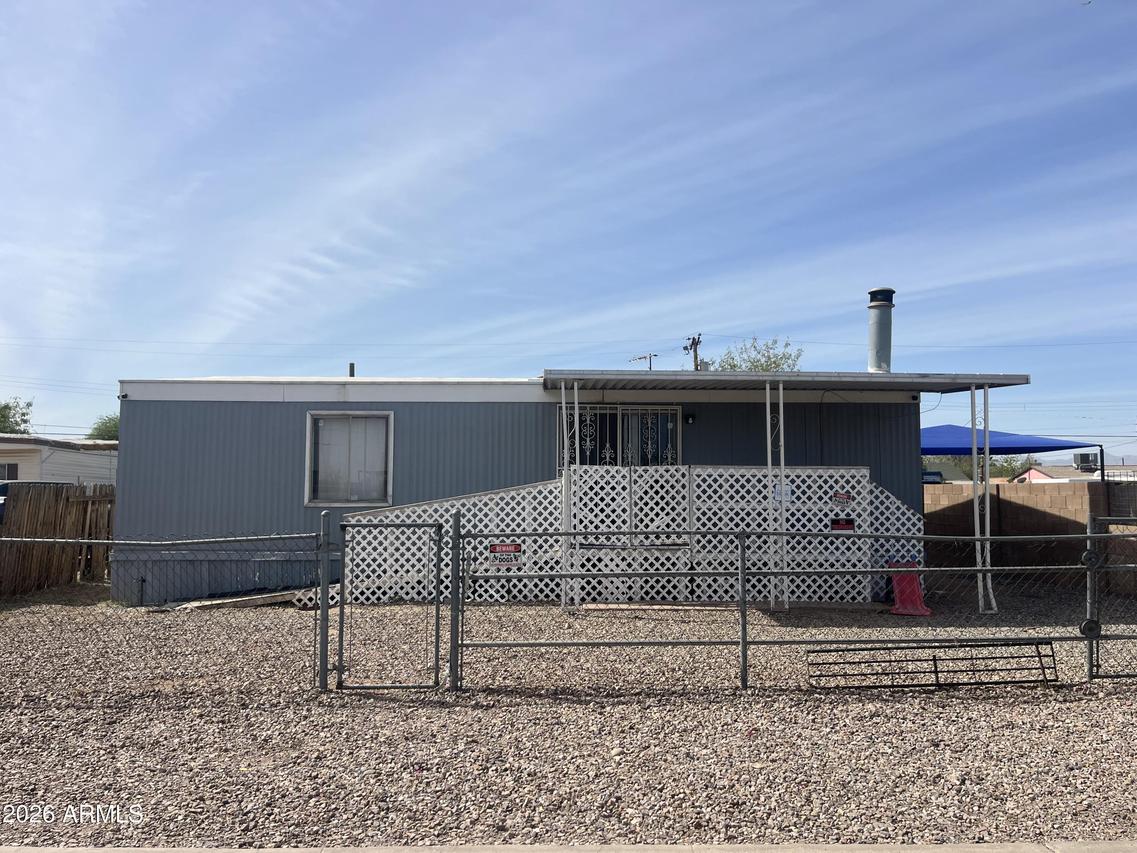 2423 W Yuma St., Phoenix, AZ 85009