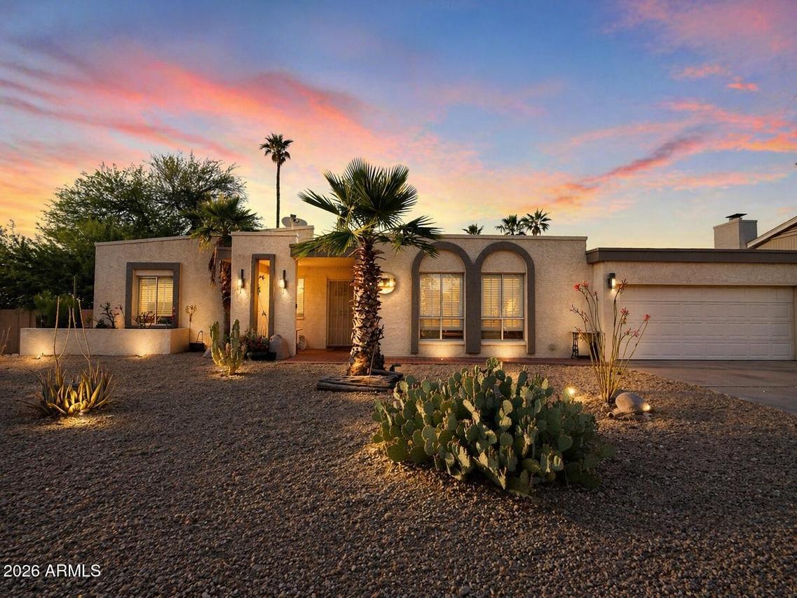 1132 E Village Circle Dr., Phoenix, AZ 85022