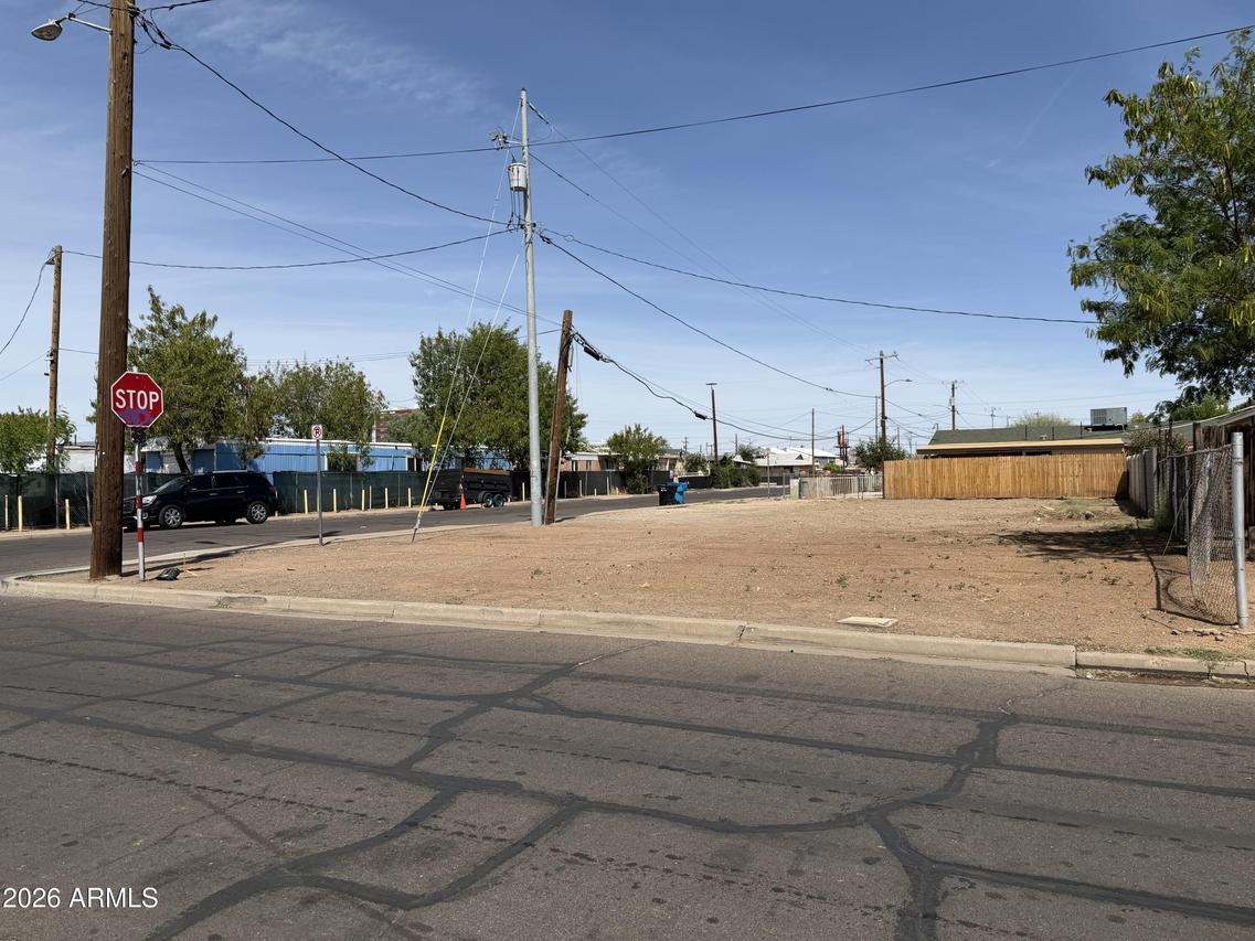 2301 E Taylor St. #-, Phoenix, AZ 85006