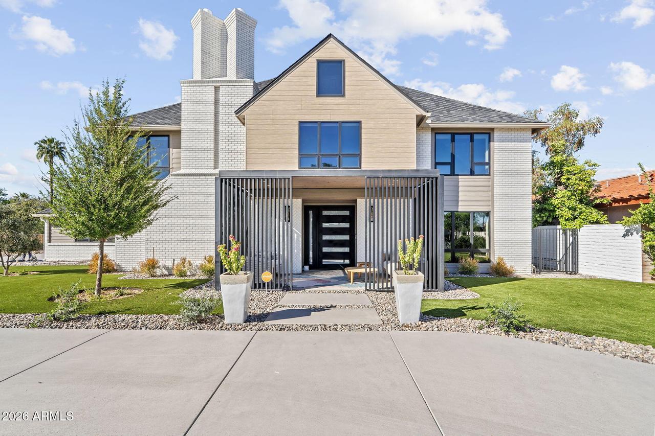 910 E Kaler Dr., Phoenix, AZ 85020