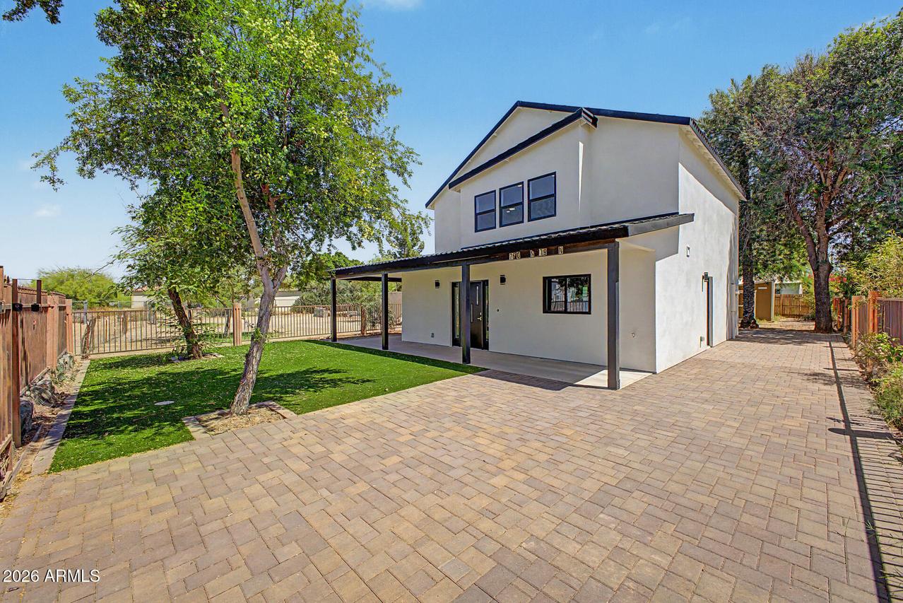 7601 N 59th Ln., Glendale, AZ 85301