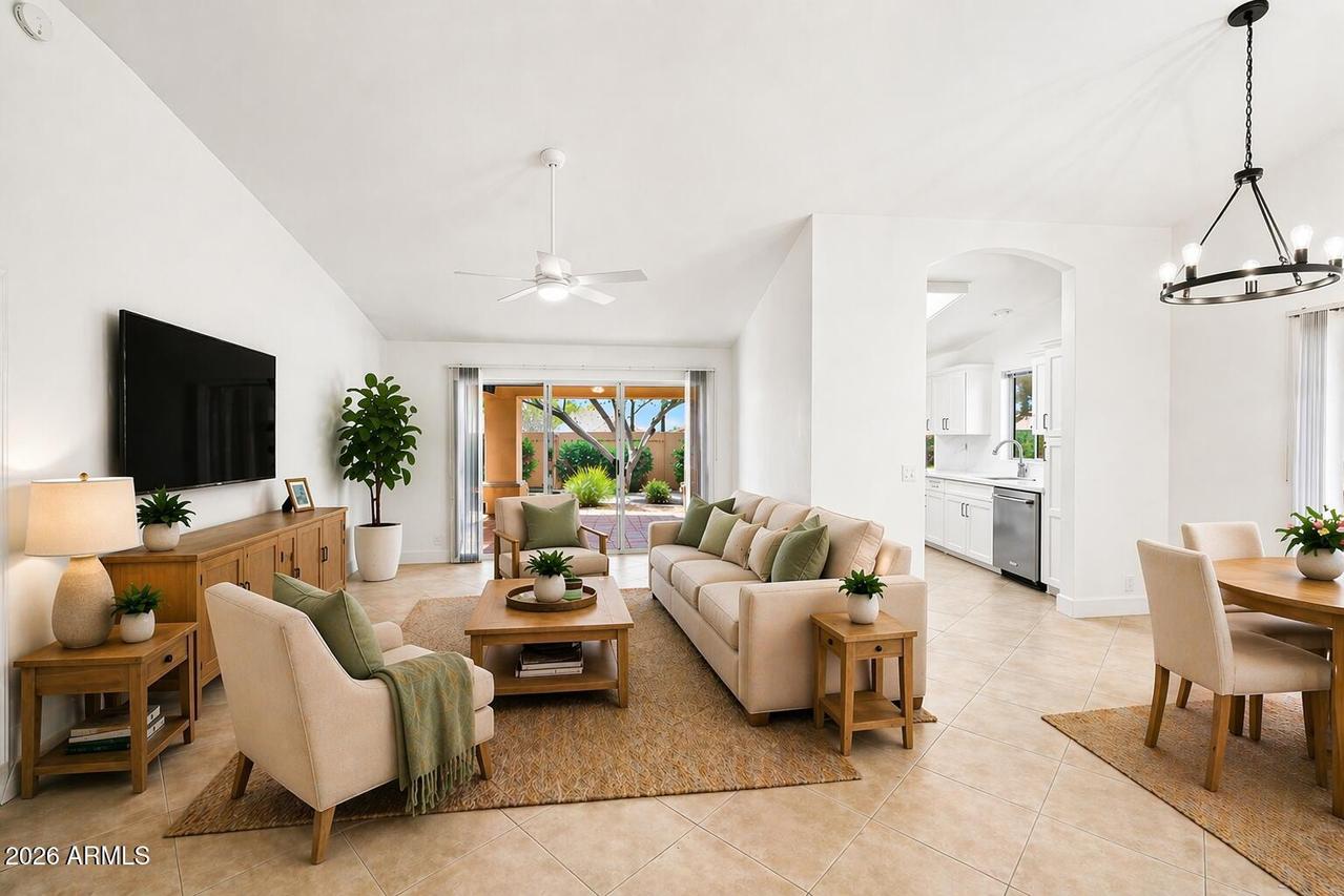 19532 N 88th Dr., Peoria, AZ 85382