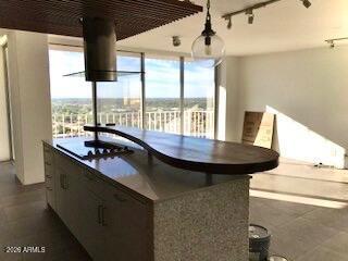 207 W Clarendon Ave. #C14, Phoenix, AZ 85013