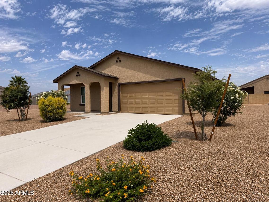 10574 W Catalina Dr., Arizona City, AZ 85123