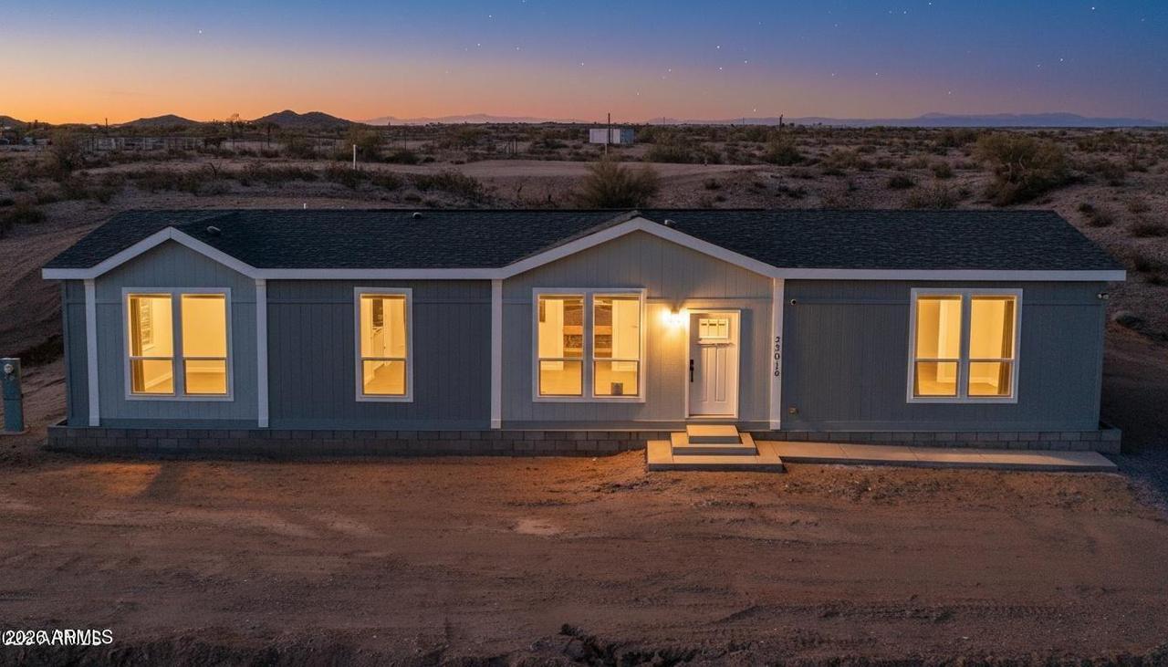 33016 W Cambridge Ave., Tonopah, AZ 85354