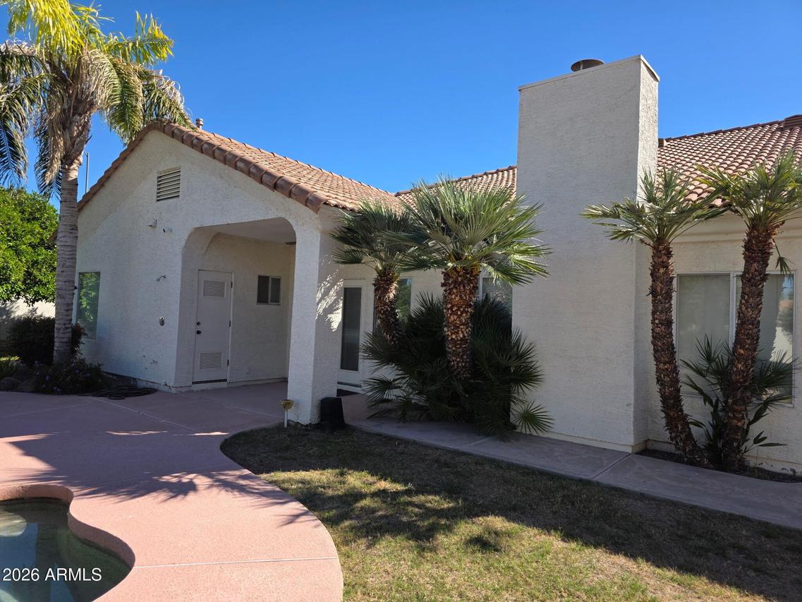 2266 N Lemon St., Mesa, AZ 85215