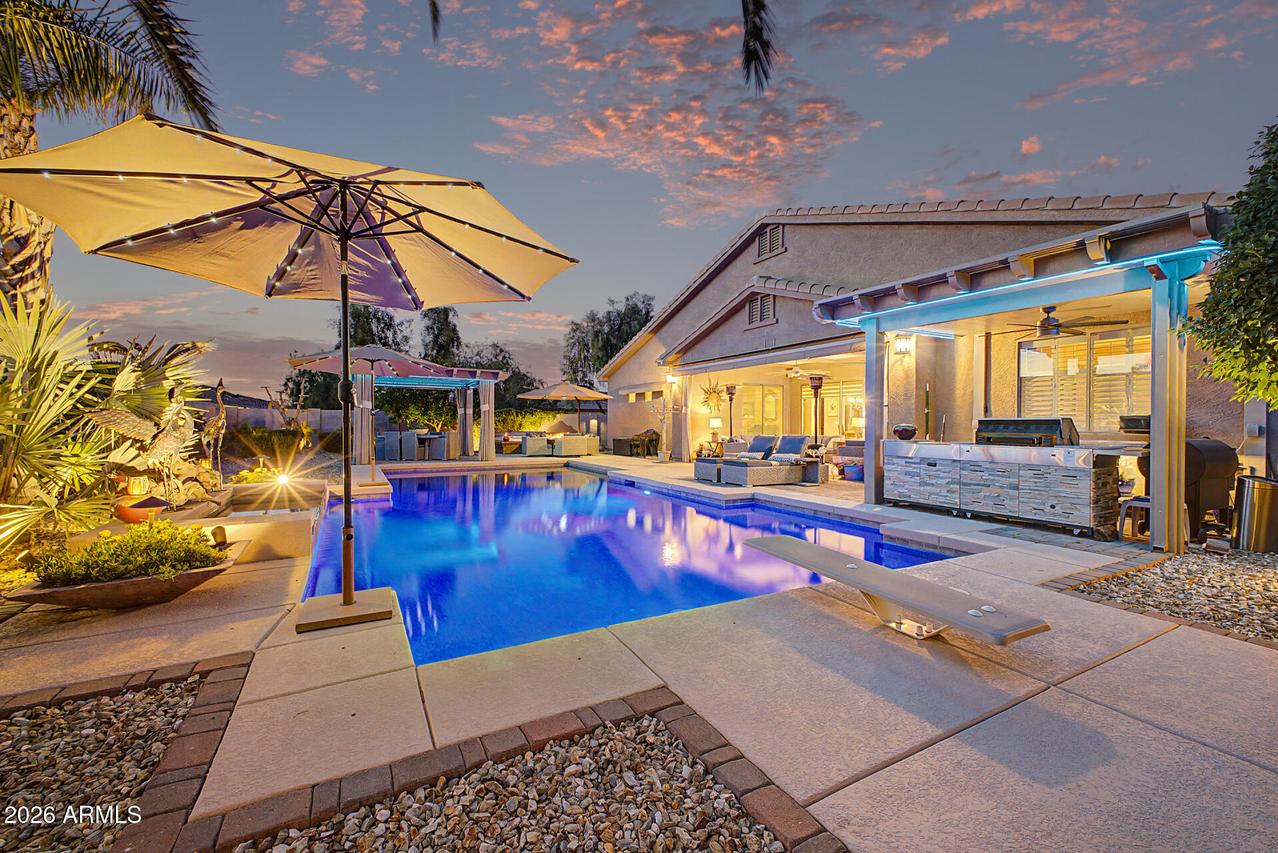 27516 N 22nd Ln., Phoenix, AZ 85085