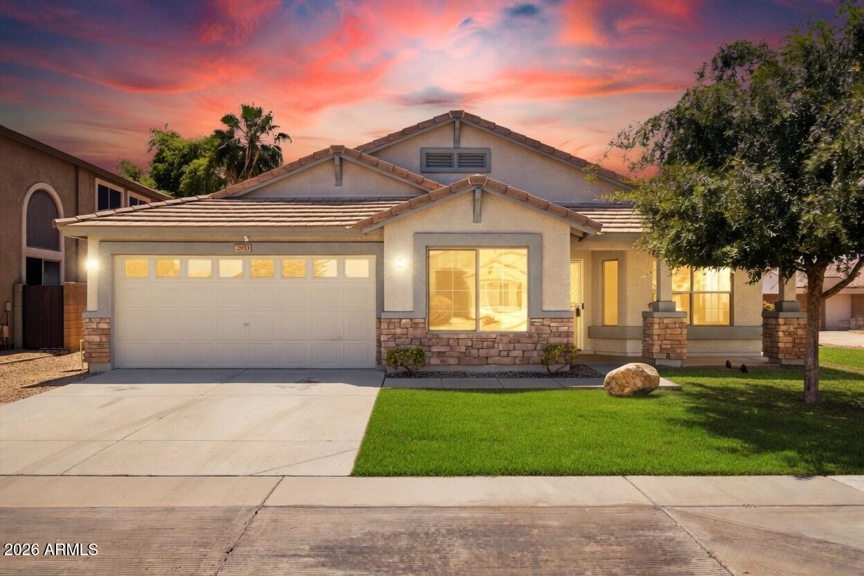 2933 W Maldonado Rd., Phoenix, AZ 85041