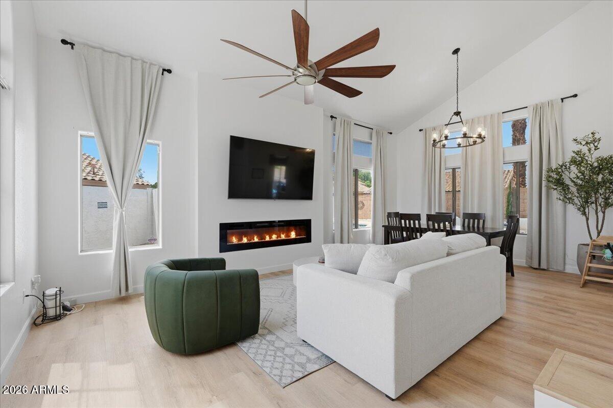 2442 S Augustine Cir., Mesa, AZ 85209