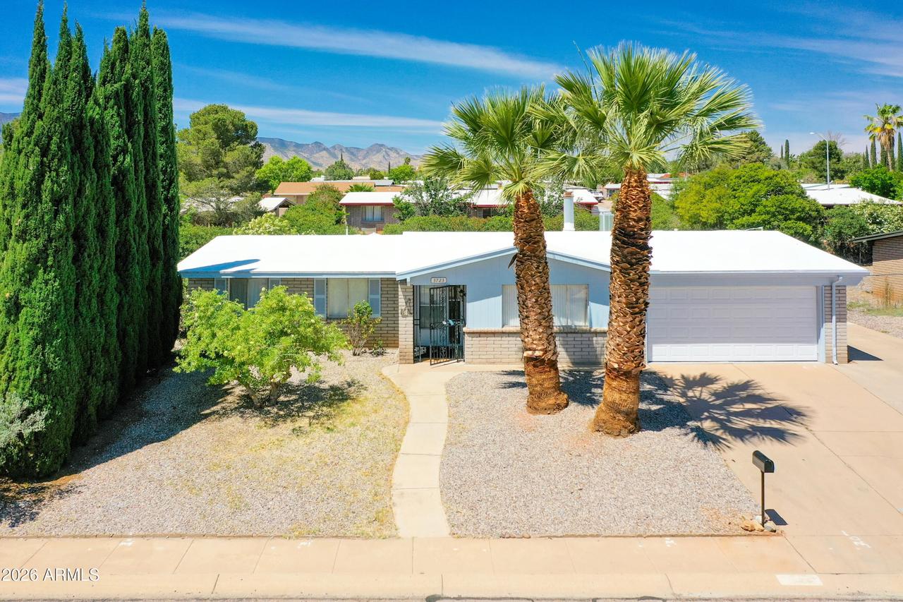 3723 Woodcock Pl., Sierra Vista, AZ 85635