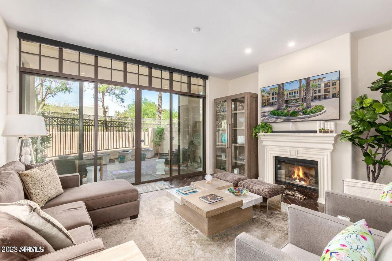 8 E Biltmore Estate #114, Phoenix, AZ 85016