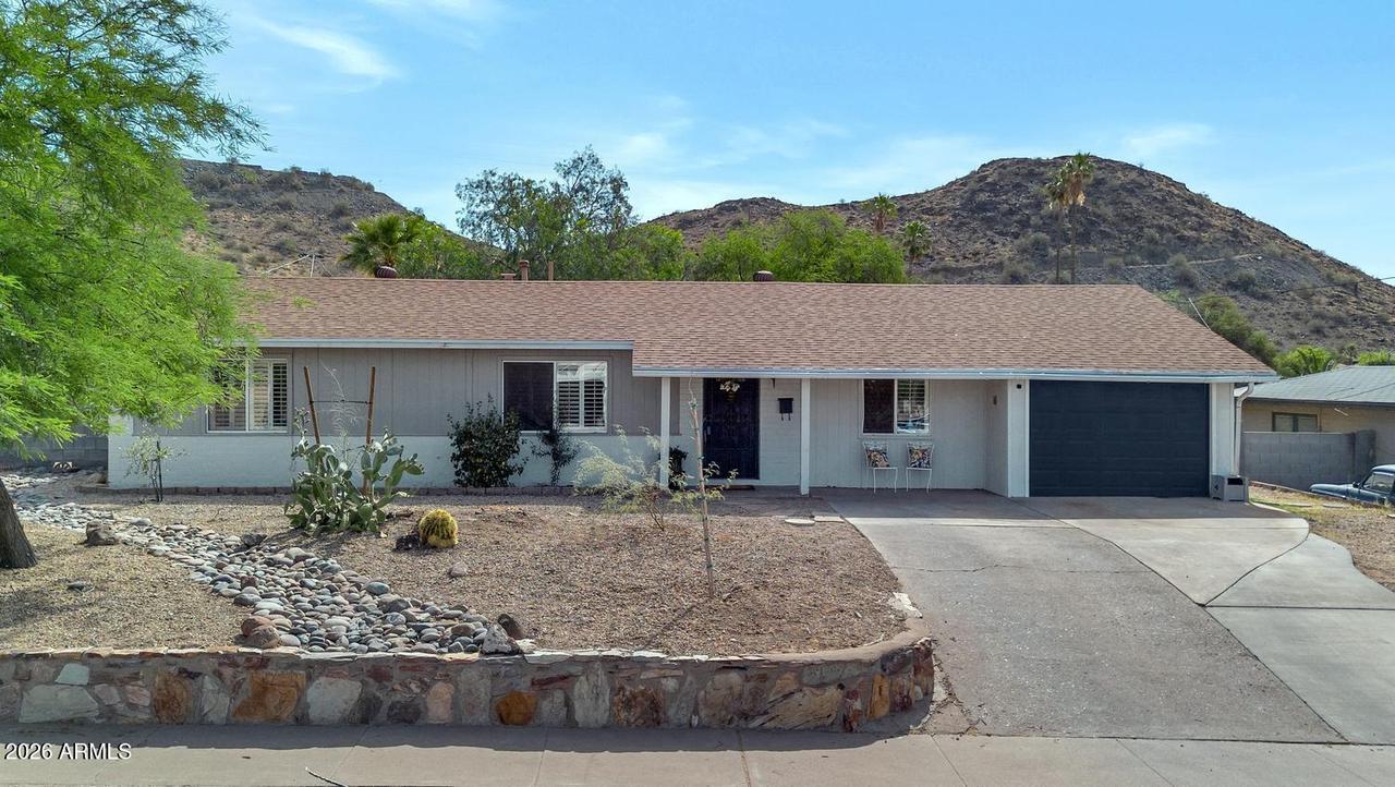 9815 N 5th Ave., Phoenix, AZ 85021