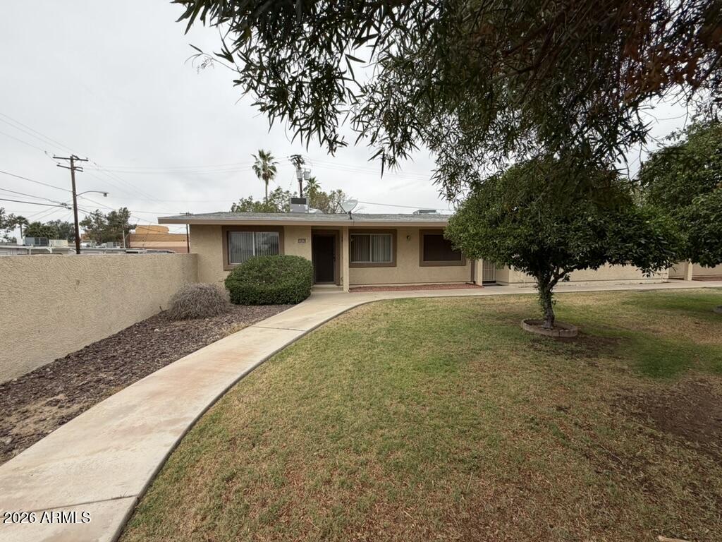 10639 W Coggins Dr., Sun City, AZ 85351