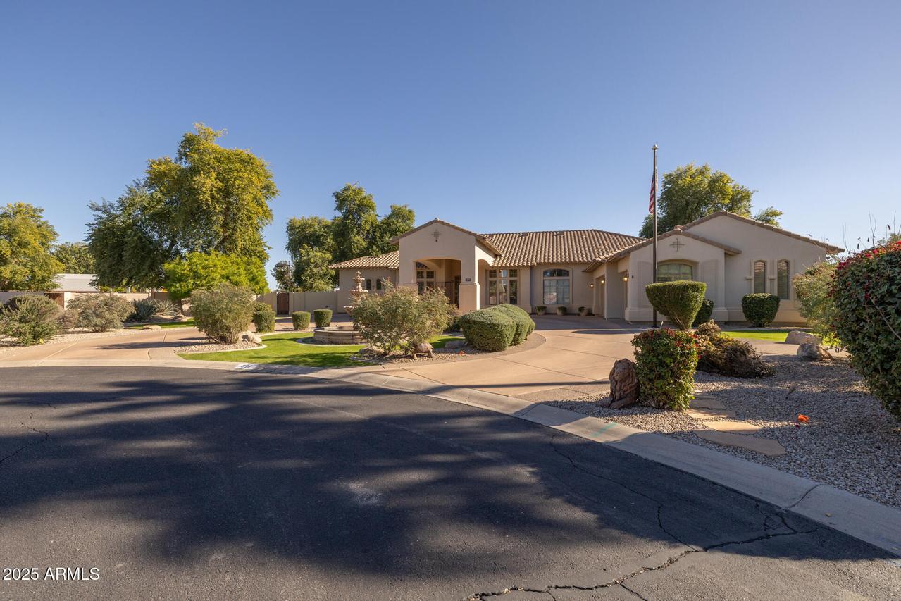 377 E Clifton Ct., Gilbert, AZ 85295