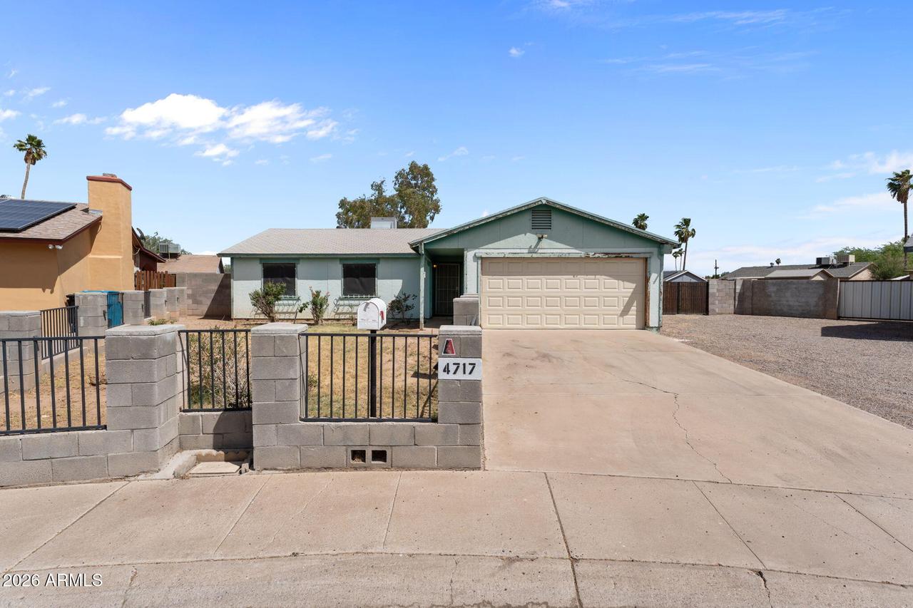 4717 N 79th Ln., Phoenix, AZ 85033