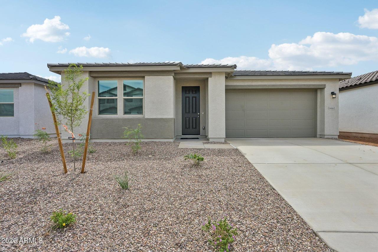 6661 E Upland Way, San Tan Valley, AZ 85143