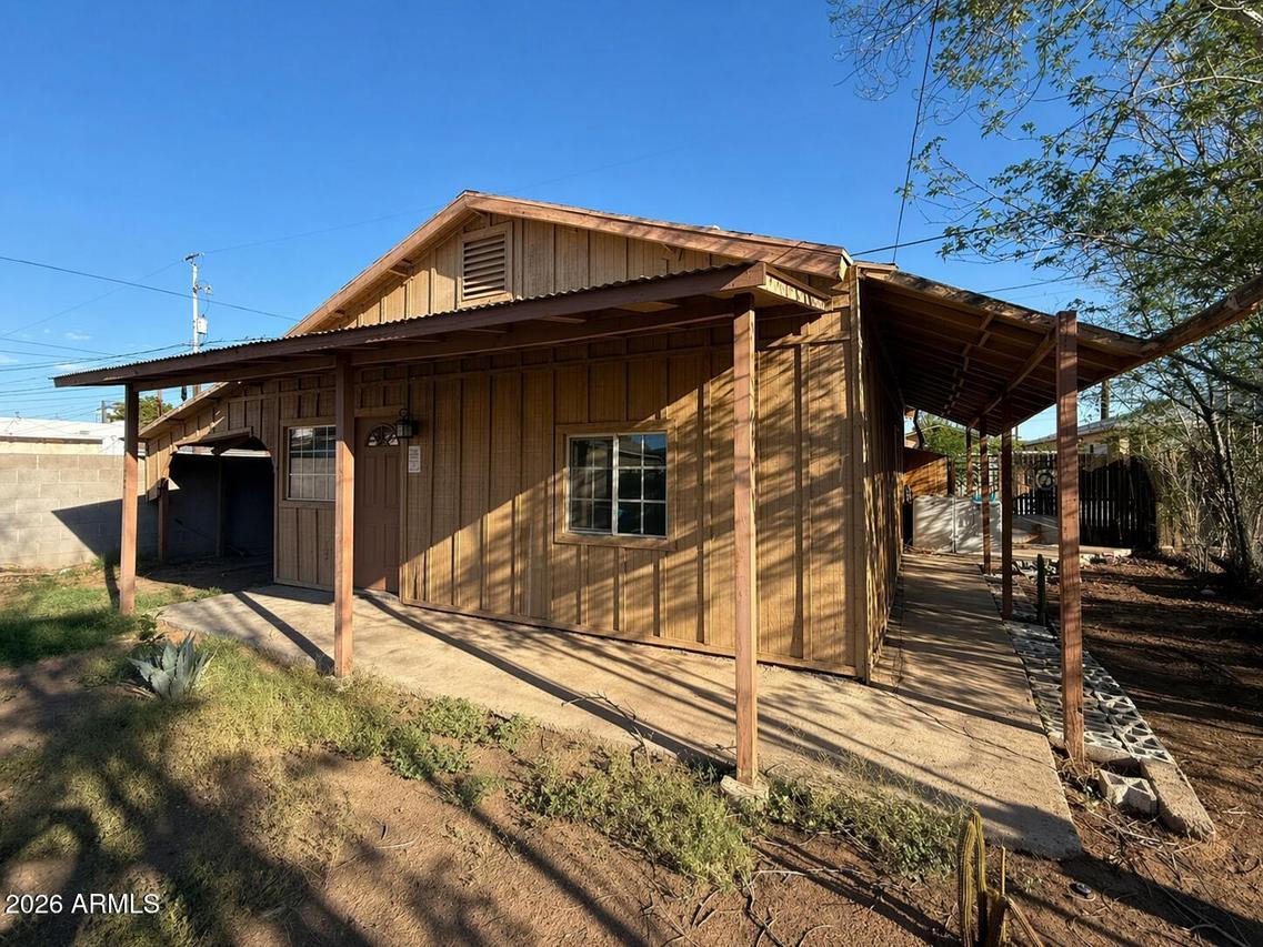 1212 E Taylor St., Phoenix, AZ 85006