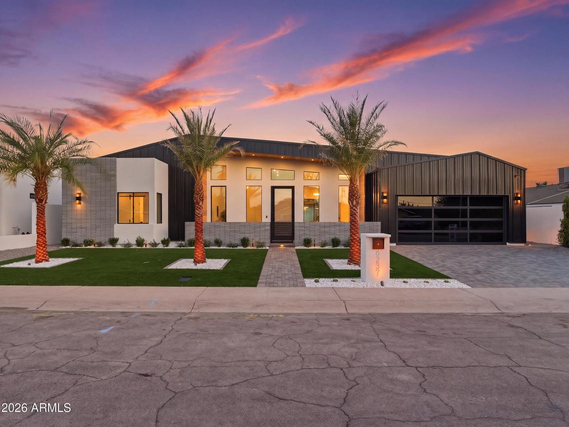 8237 E Coolidge St., Scottsdale, AZ 85251