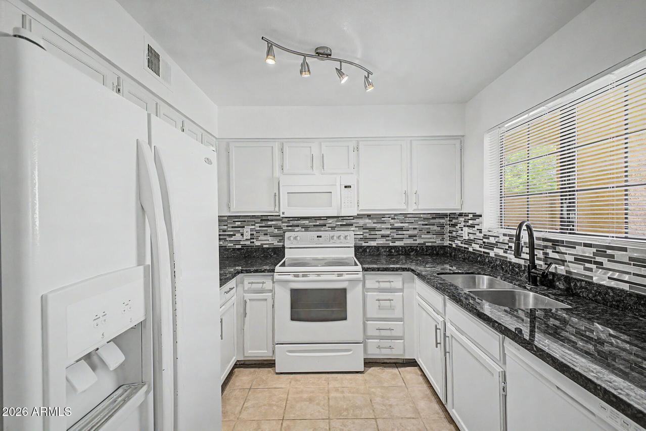 455 S Mesa Dr. #175, Mesa, AZ 85210