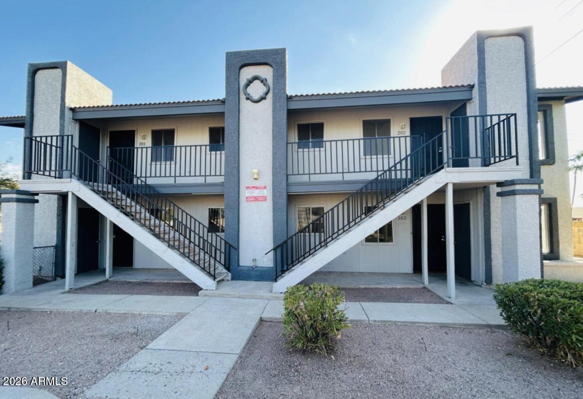 3049 E Cicero St., Mesa, AZ 85213