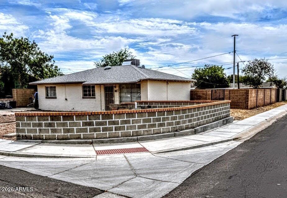 1217 W Brown St., Phoenix, AZ 85021