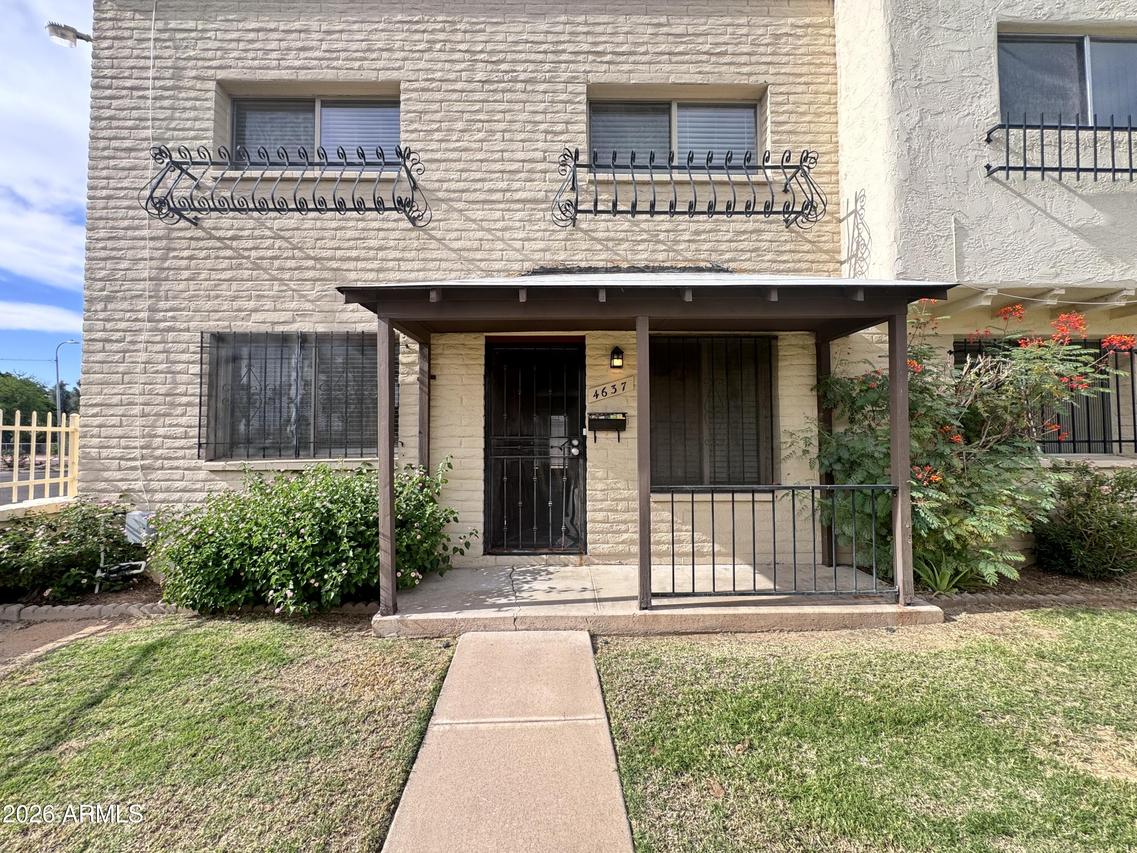 4637 N 21st Ave., Phoenix, AZ 85015