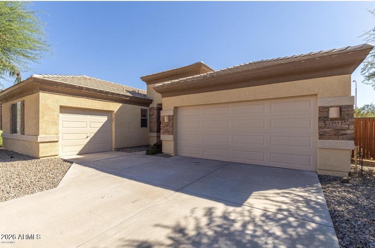 2395 S Whetstone Pl., Chandler, AZ 85286