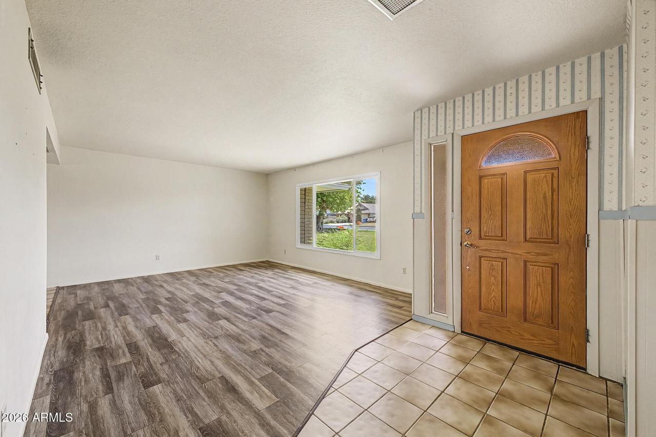 4750 W Acoma Dr., Glendale, AZ 85306