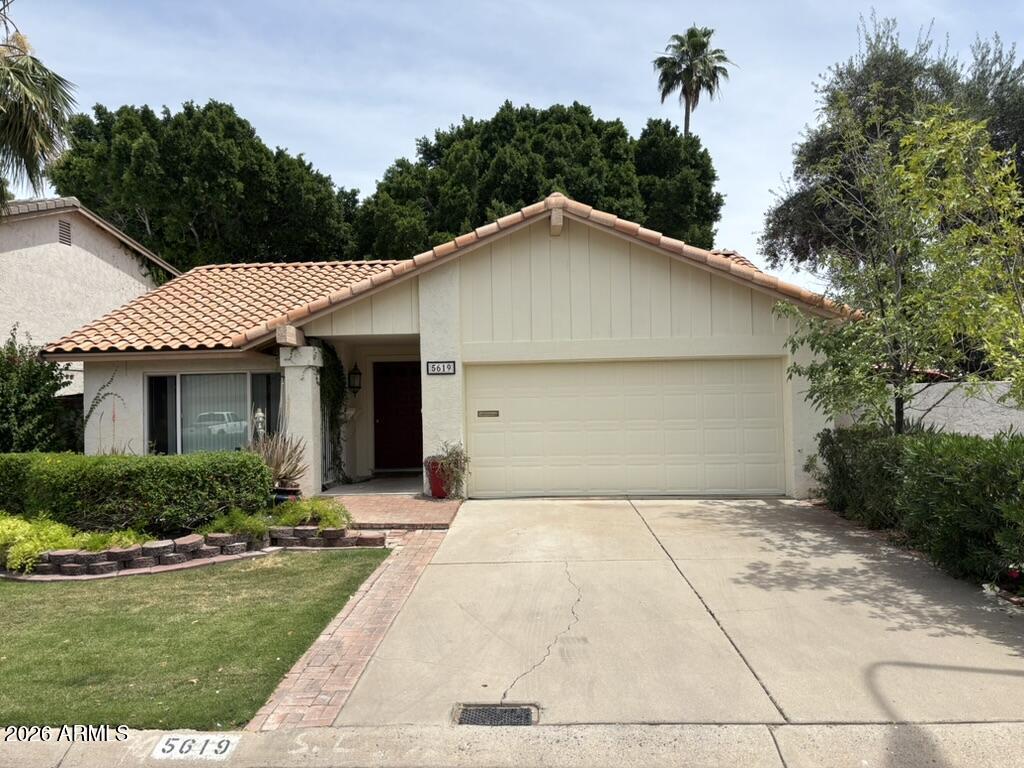 5619 S Crows Nest Rd., Tempe, AZ 85283