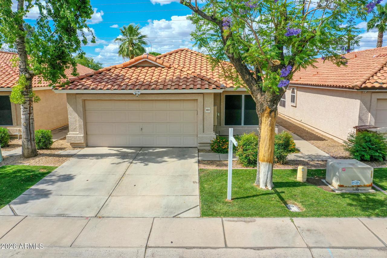 8010 W Shaw Butte Dr., Peoria, AZ 85345