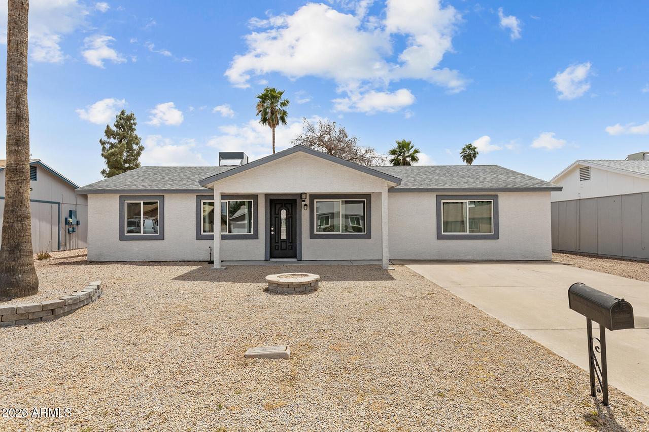 3915 E Hillery Dr., Phoenix, AZ 85032