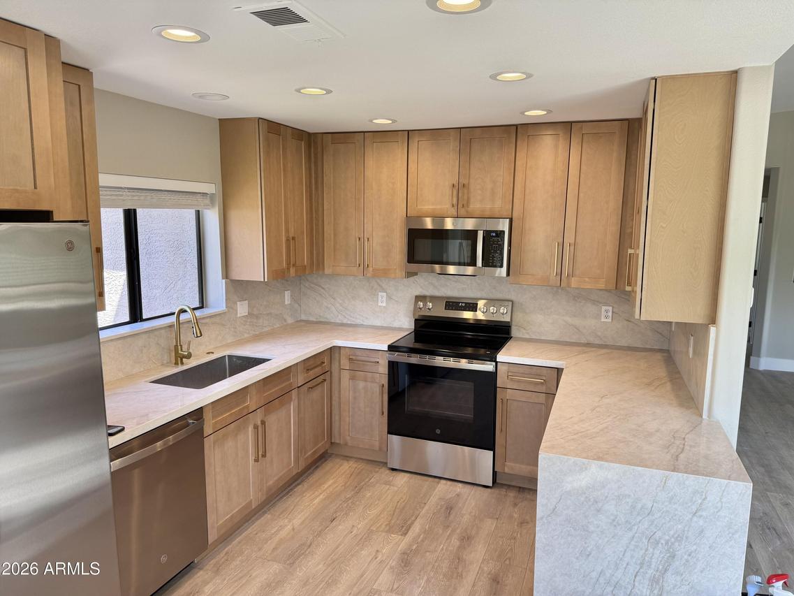 15380 N 100th St. #2114, Scottsdale, AZ 85260