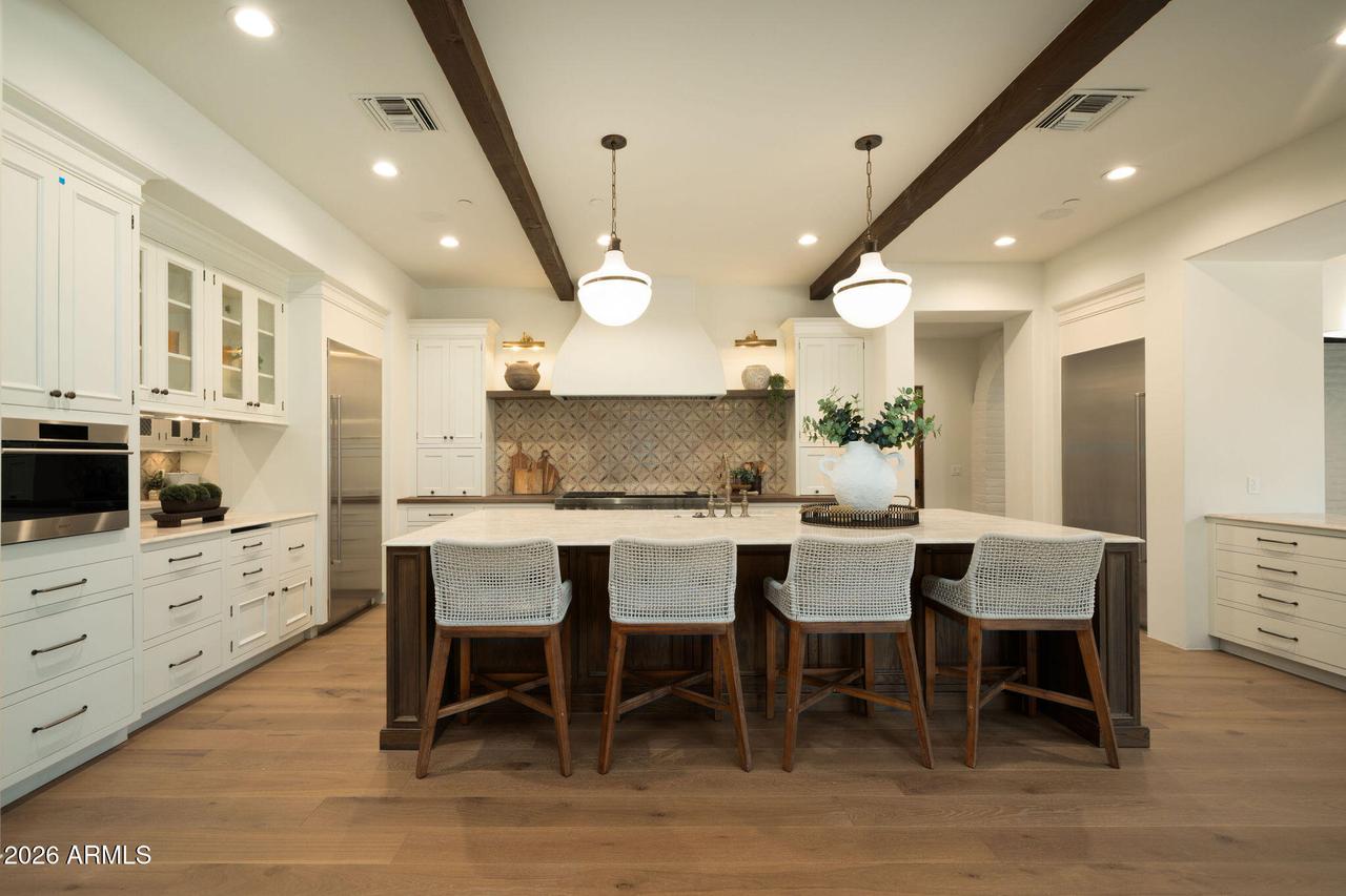 8306 N Merion Way, Paradise Valley, AZ 85253