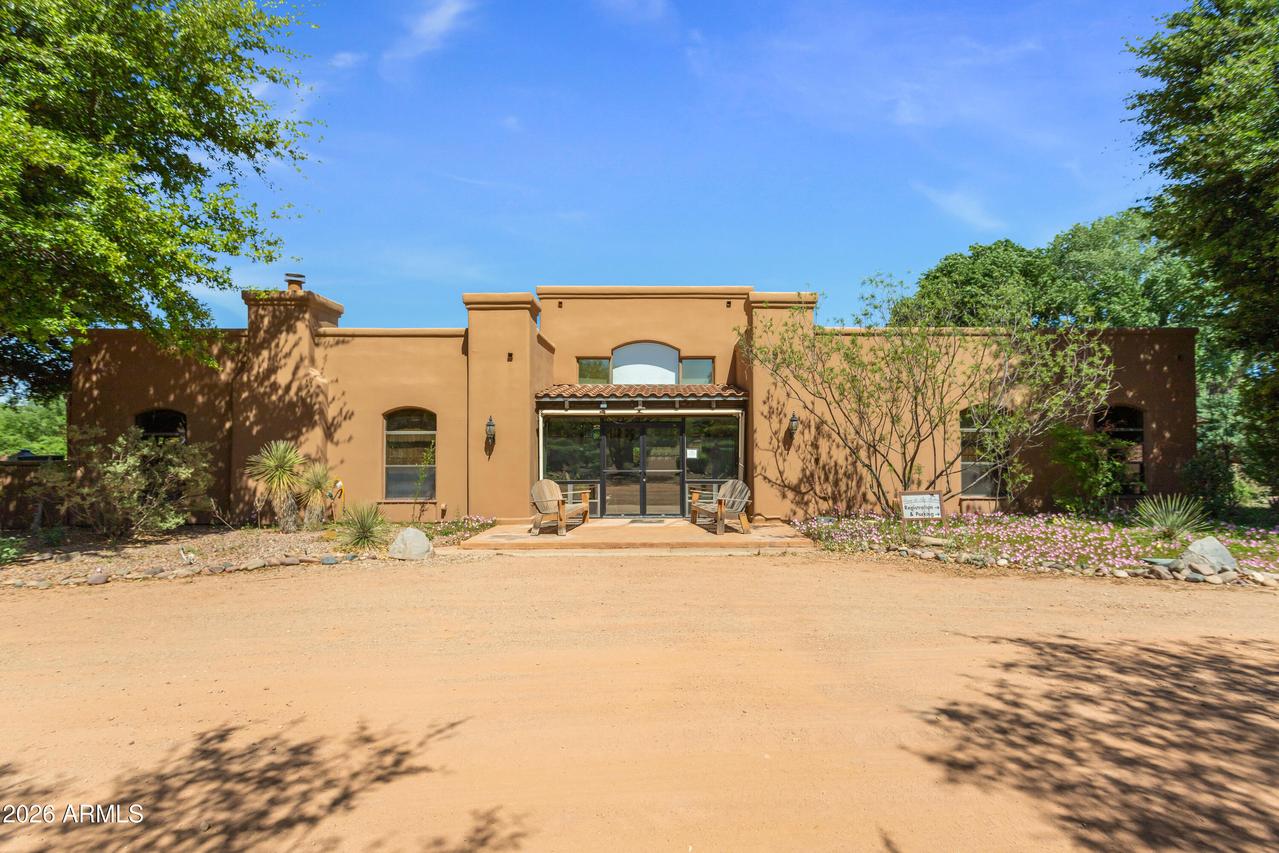 8933 S Yell Ln., Hereford, AZ 85615
