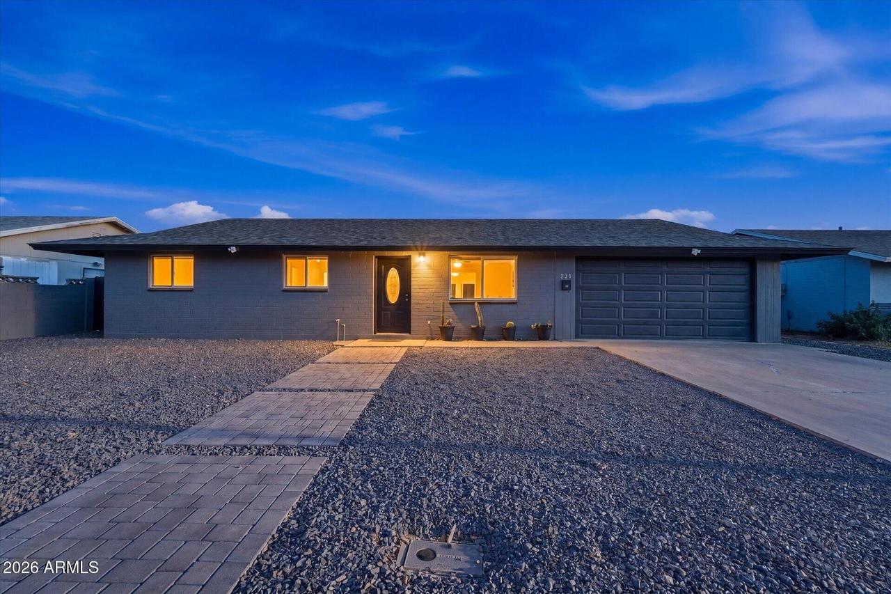 221 W Indigo St., Mesa, AZ 85201