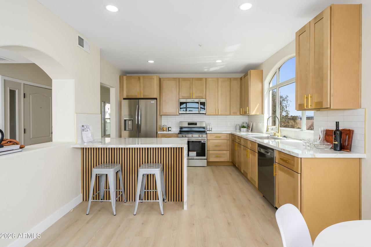 1081 W 1st St. #16, Tempe, AZ 85281