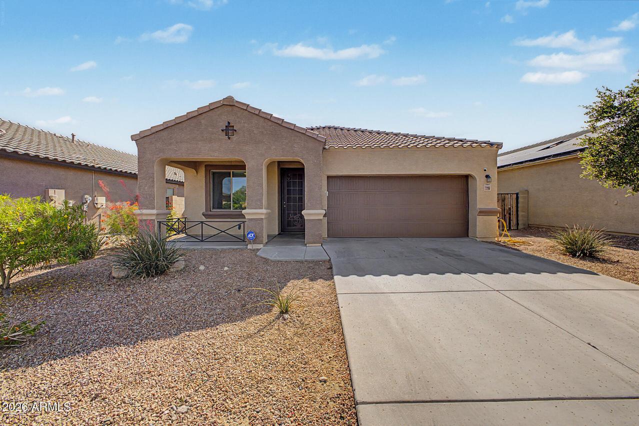 2296 S 235th Dr., Buckeye, AZ 85326
