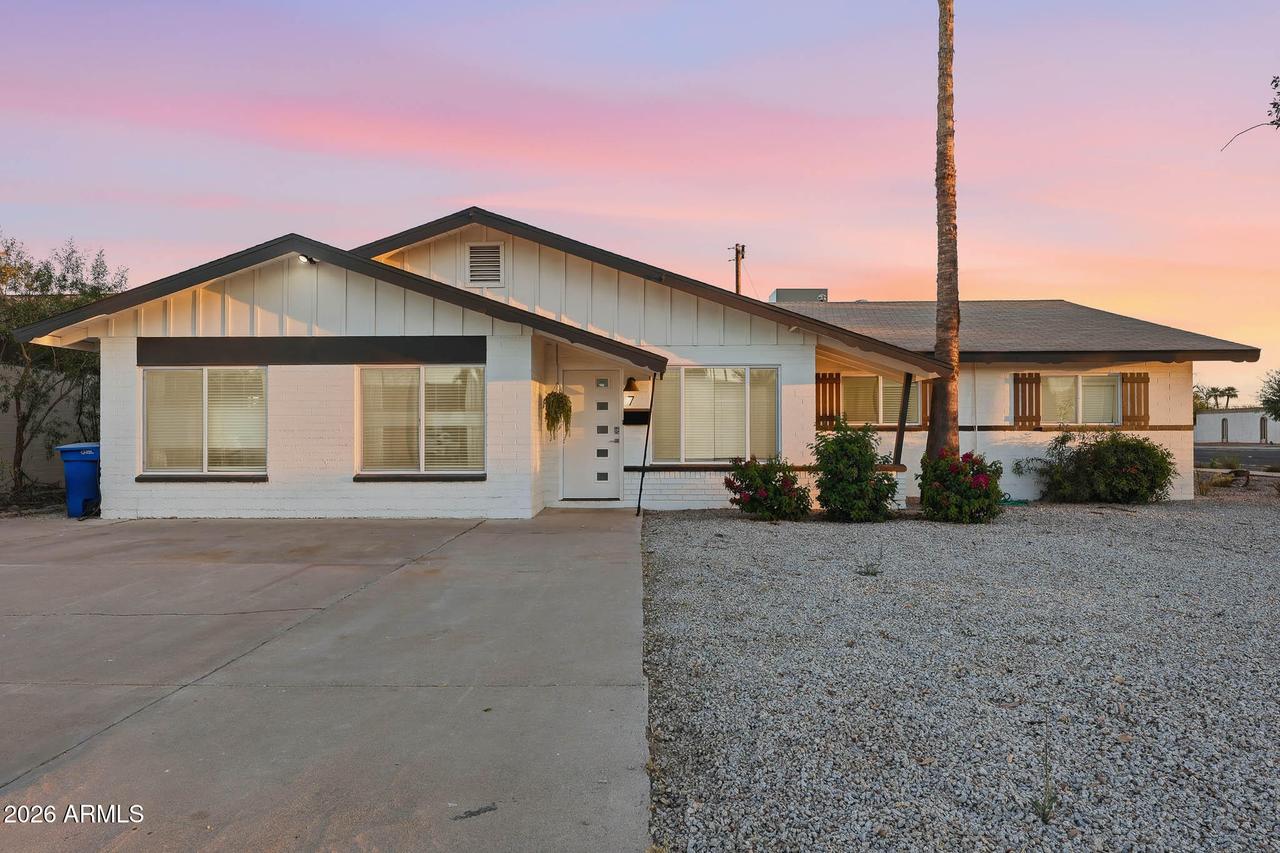 7 E Balboa Dr., Tempe, AZ 85282