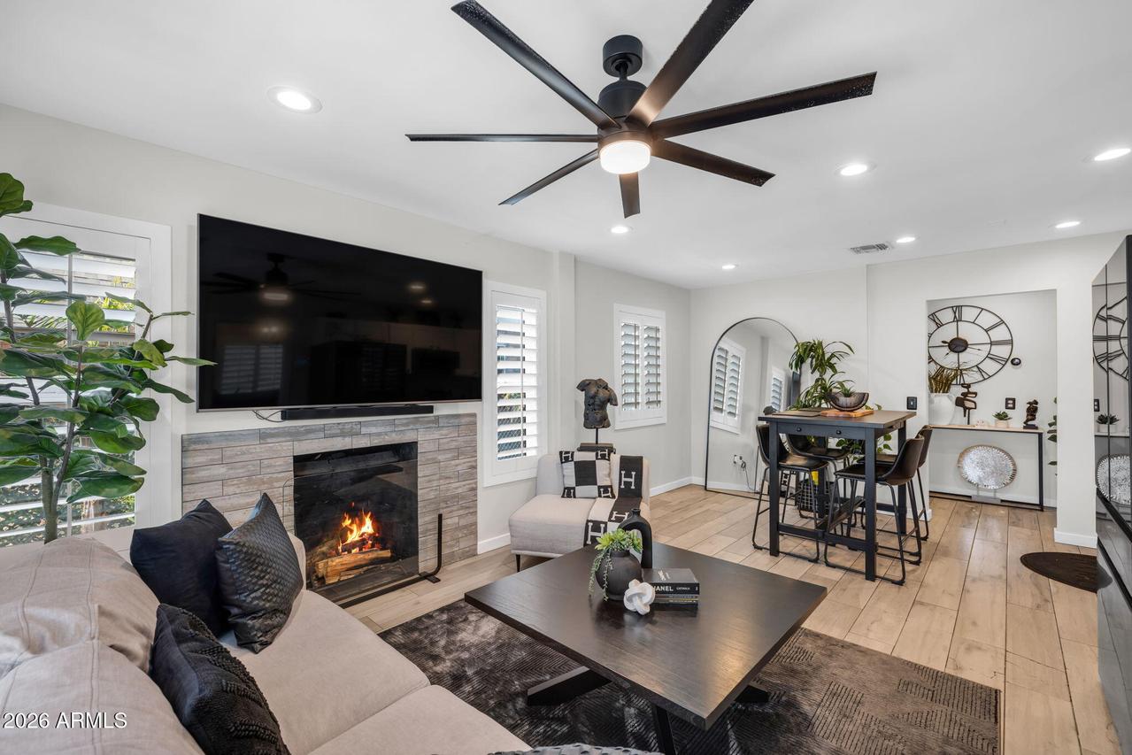 1926 W Holly St., Phoenix, AZ 85009