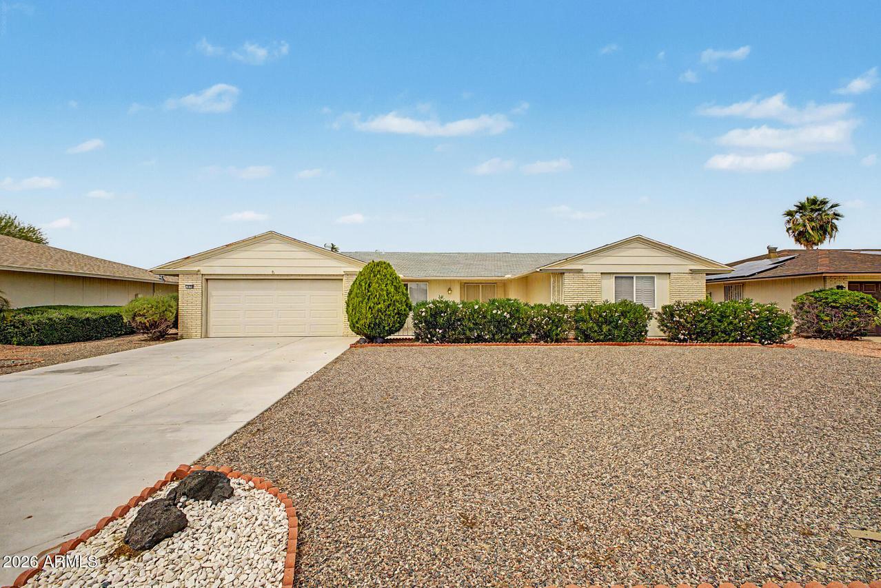 9726 W Hutton Dr., Sun City, AZ 85351