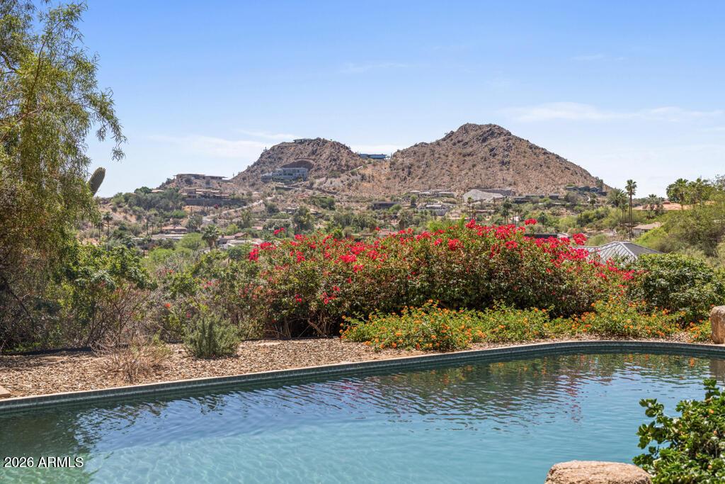 7547 N Lakeside Ln., Paradise Valley, AZ 85253